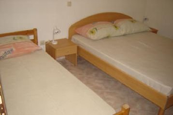 Kroatija Privát Dugi Rat, Eksterjeras